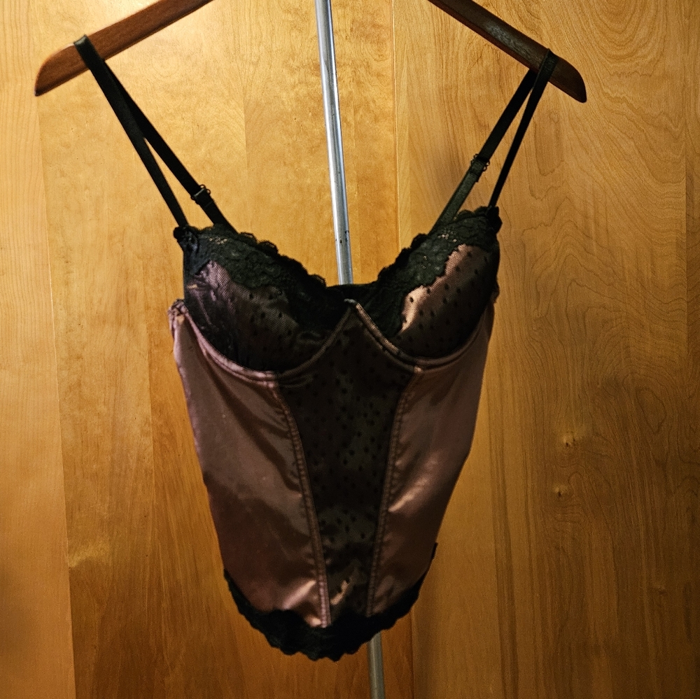 Escante Collection, black and rust color bustier 34B